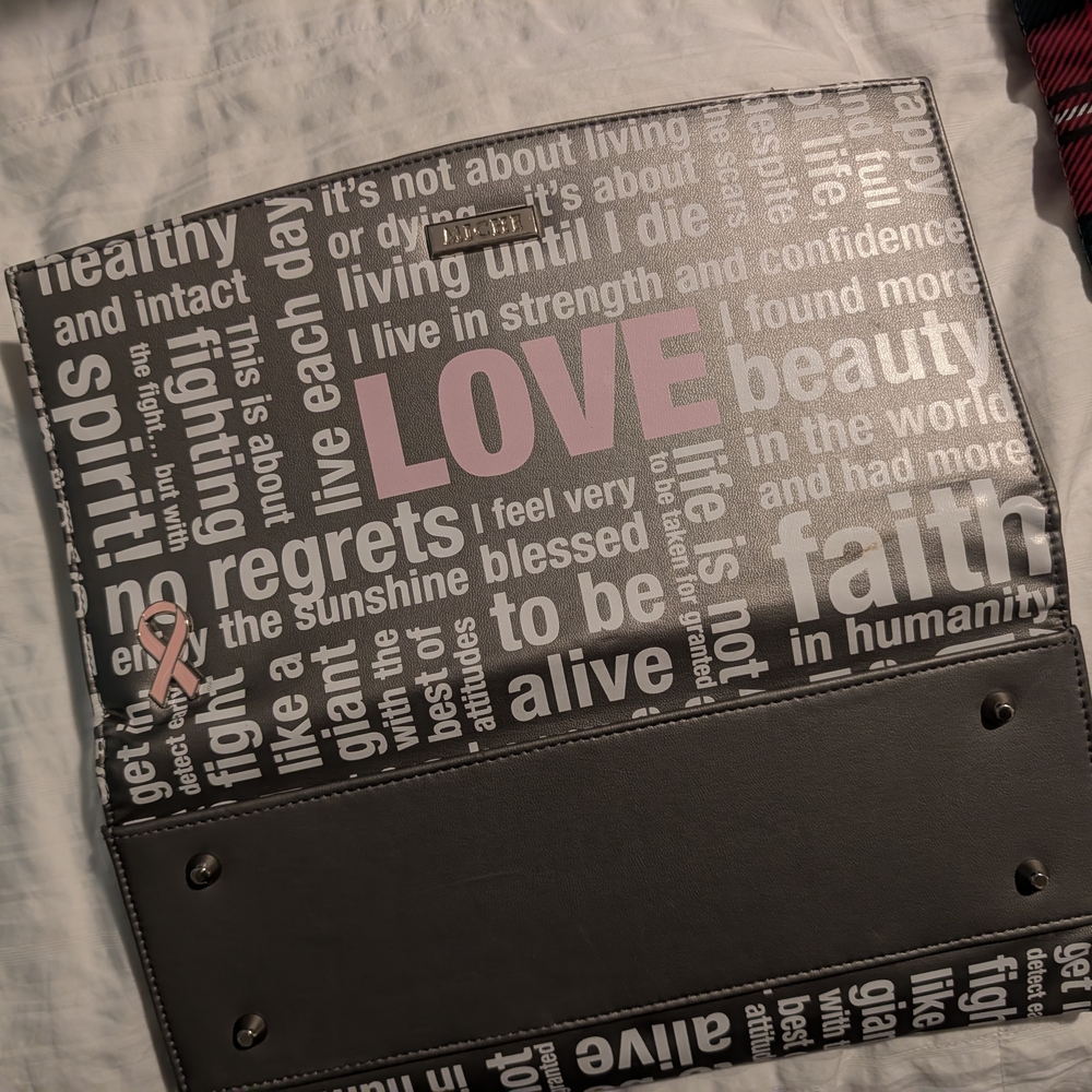 Miche Retired Silver And White Purse Cover Breast Cancer Awareness - Picture 4 of 4